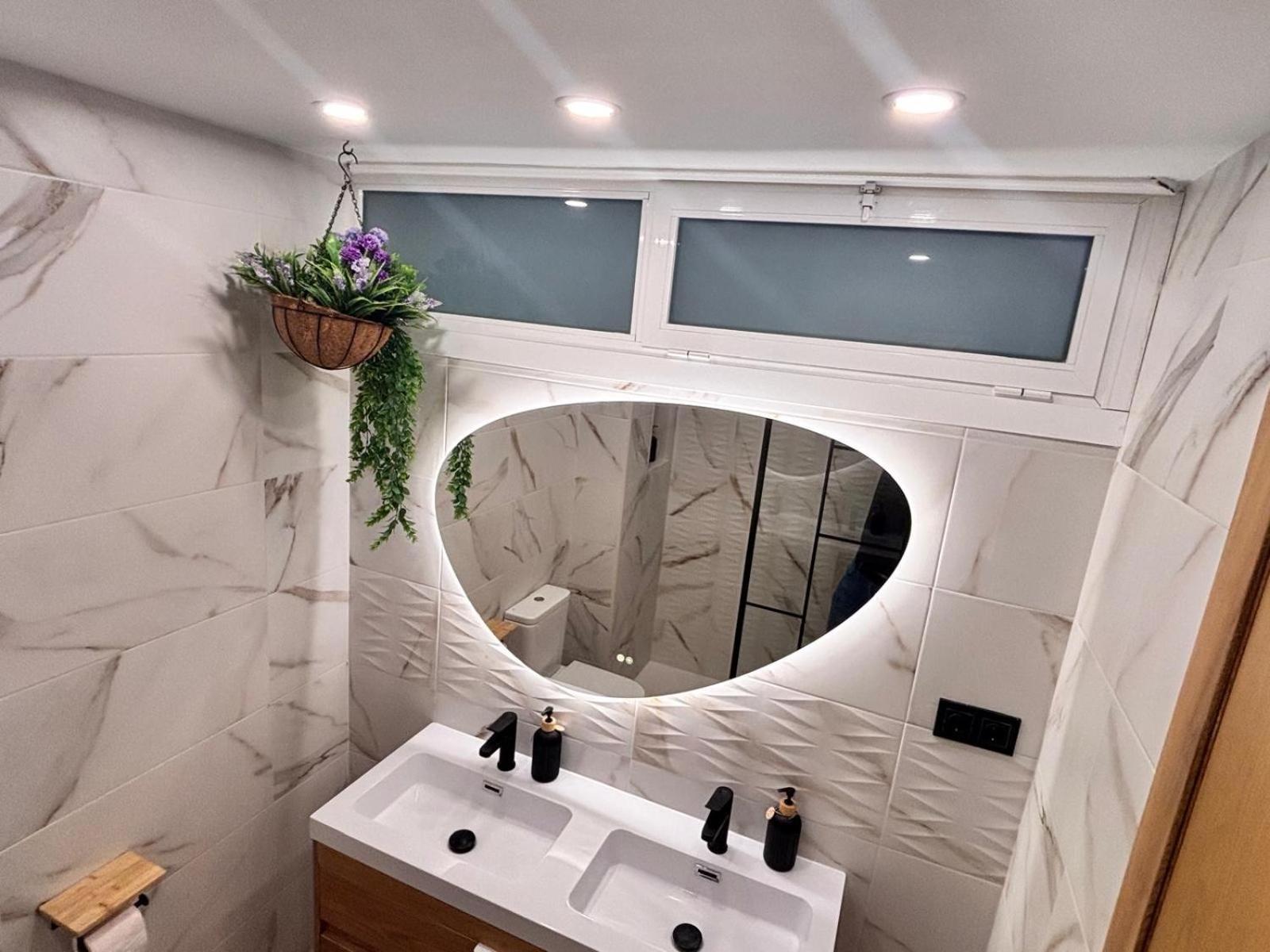 Apartamento Primera Linea De Playa Paseo Maritimo Perla 5 Fuengirola Dış mekan fotoğraf
