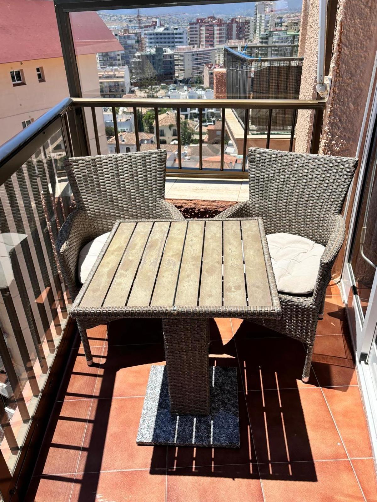Apartamento Primera Linea De Playa Paseo Maritimo Perla 5 Fuengirola Dış mekan fotoğraf