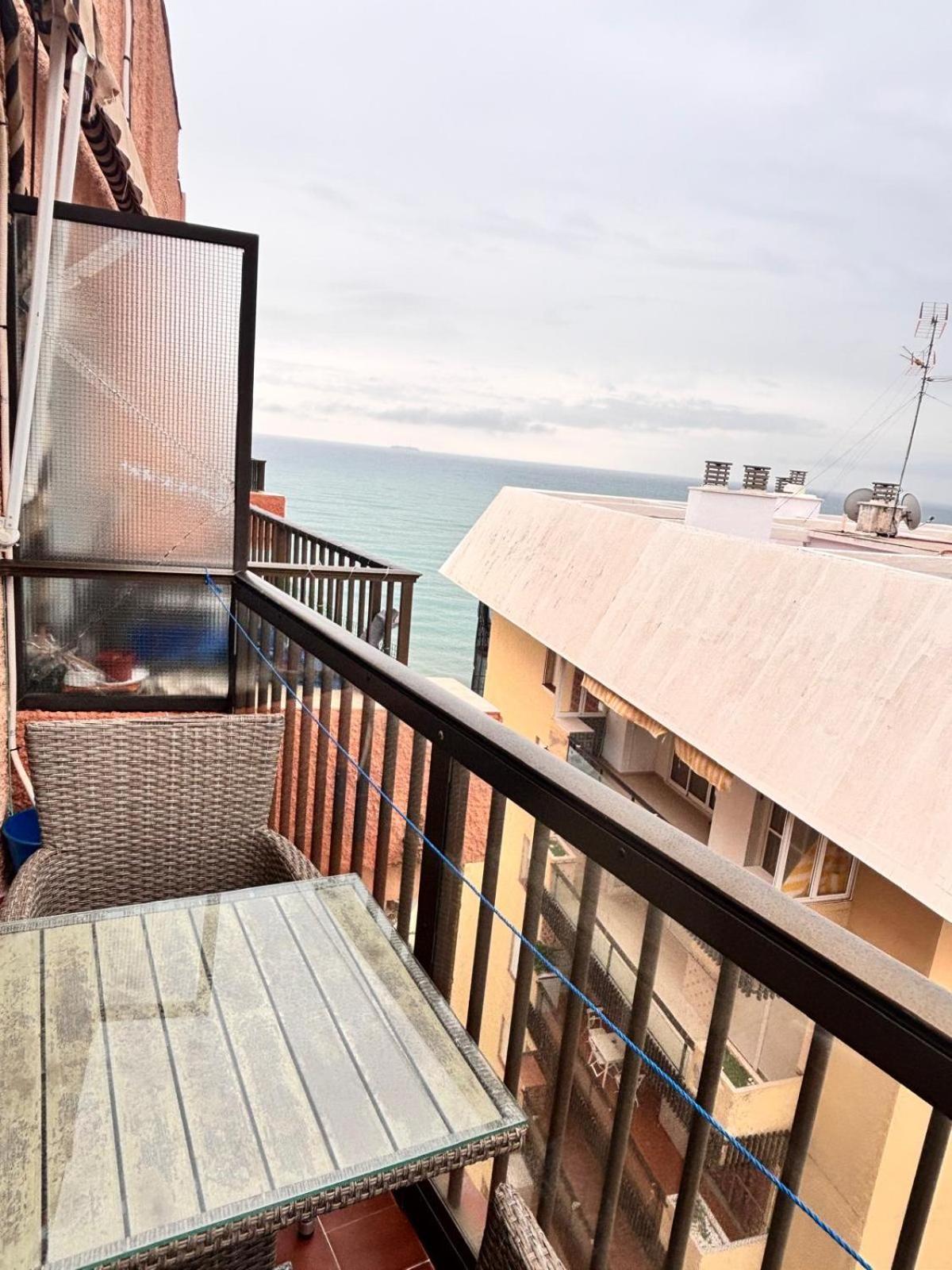 Apartamento Primera Linea De Playa Paseo Maritimo Perla 5 Fuengirola Dış mekan fotoğraf